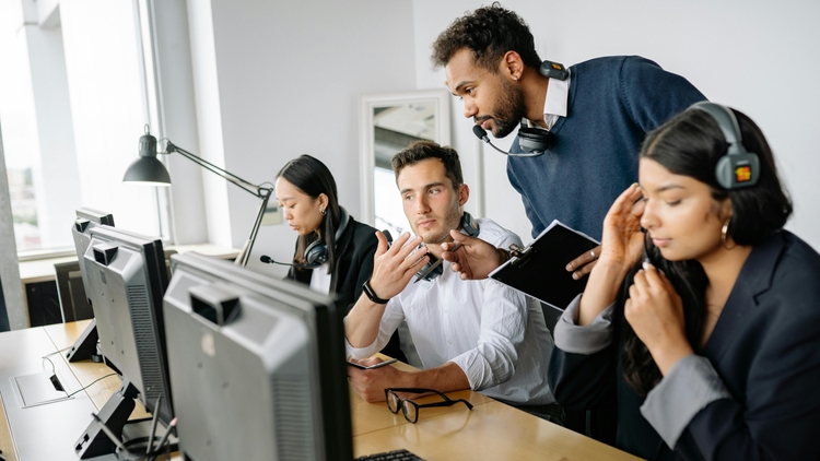 Karriärguide: Allt du behöver veta om att jobba som teknisk säljare